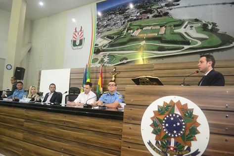 Vereador Yuri Pelaes preside audiência pública que debateu os direitos da Guarda Municipal.
