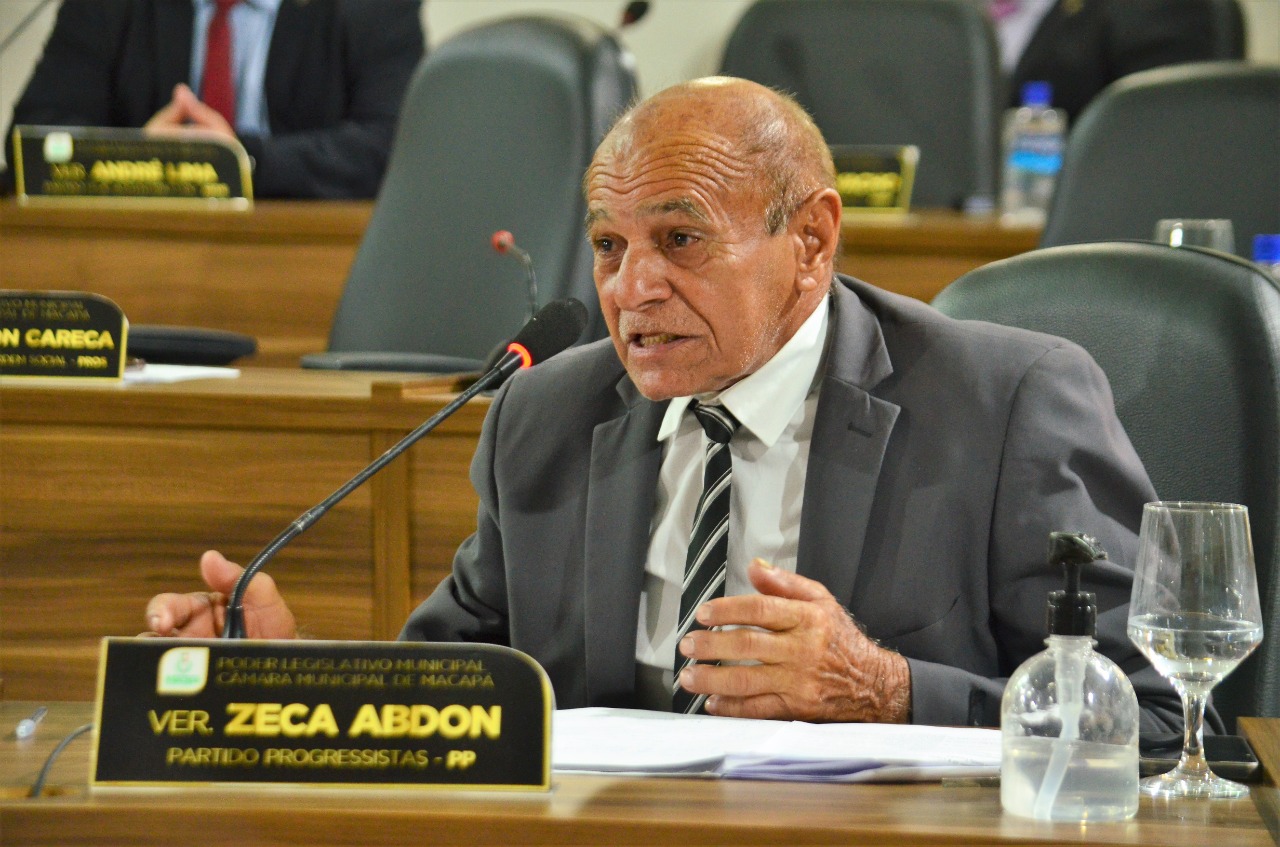 Vereador Zeca Abdon solicita melhorias em praças nos Bairros do Trem e Santa Rita 
