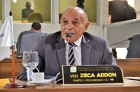 Vereador Zeca cobra melhorias para vias nos Bairros Congós e Araxá