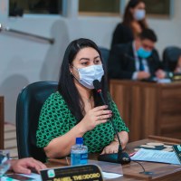 Vereadora Adrianna Ramos requer iluminação pública e policiamento para o entorno do estádio Milton de Souza Corrêa, o “Zerão”