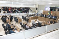 Vereadores aprovam contas do prefeito Furlan de 2021 e 2022