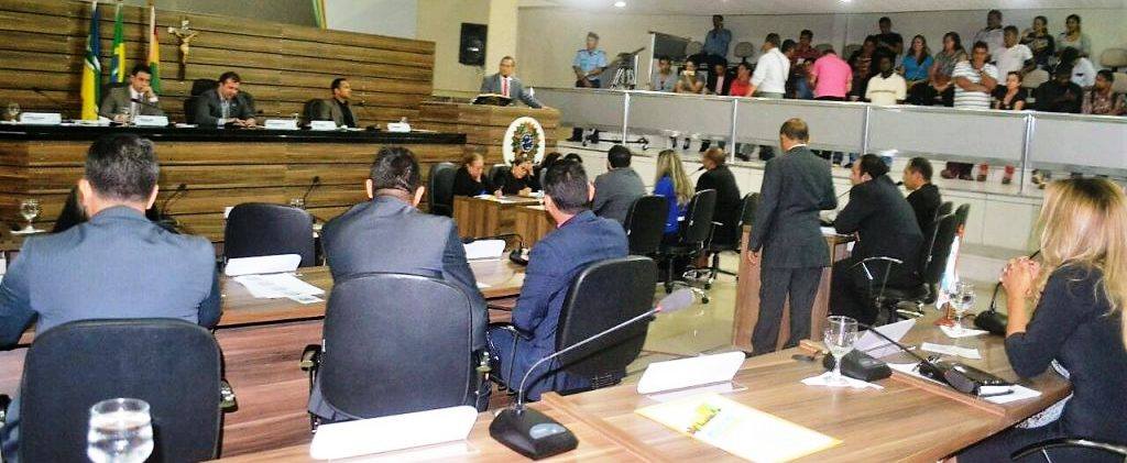 Vereadores aprovam diversas matérias durante sessão na CMM
