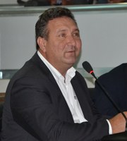 Vereadores buscam solução para melhorar vida de feirantes de Macapá