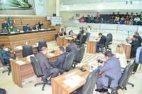 Vereadores debatem as problemáticas da capital durante a sessão legislativa desta terça