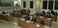 Vereadores debatem e aprovam proposituras na sessão desta quinta-feira