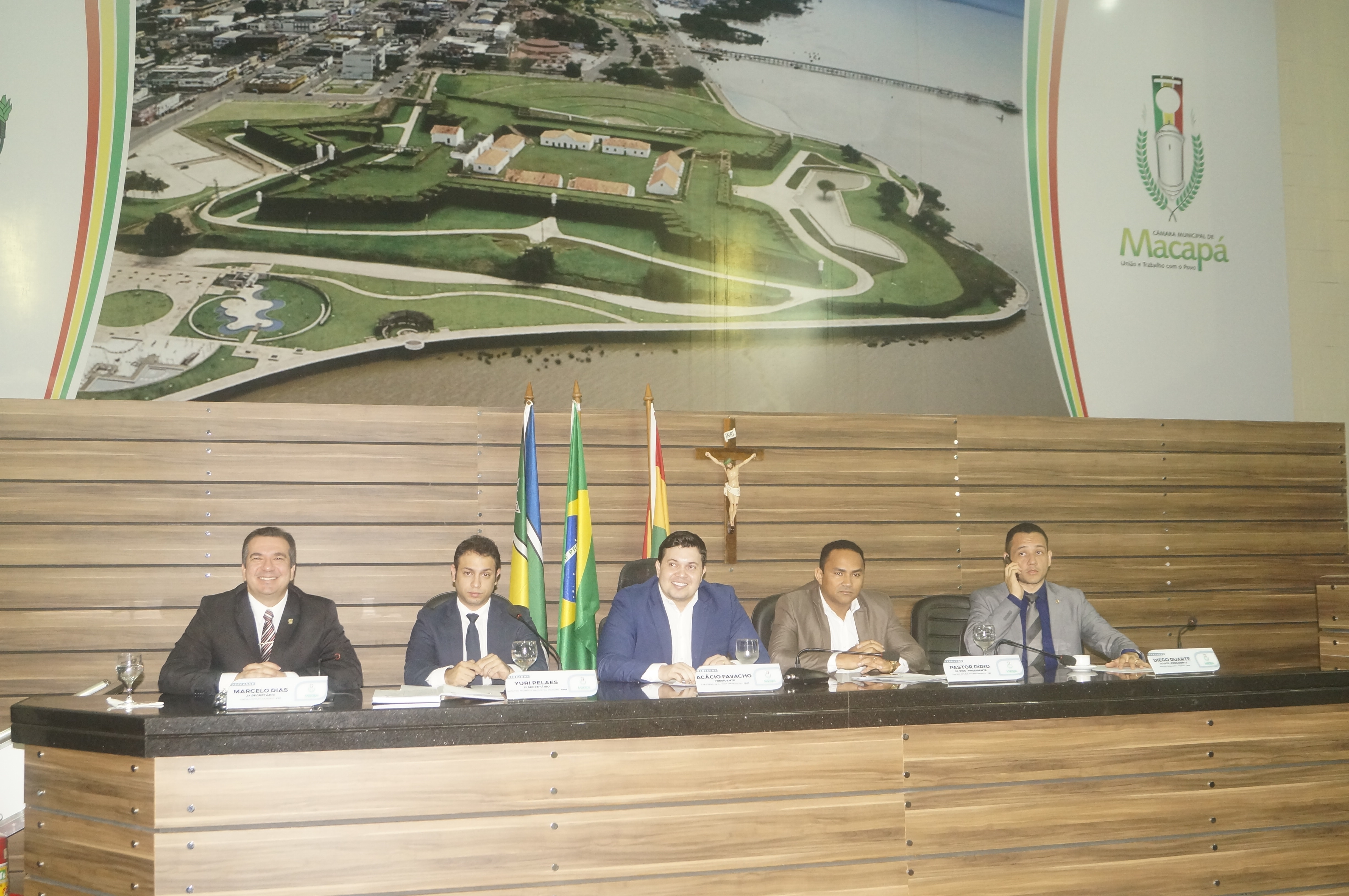 Vereadores debatem problemas que afetam a vida da  população macapaense   