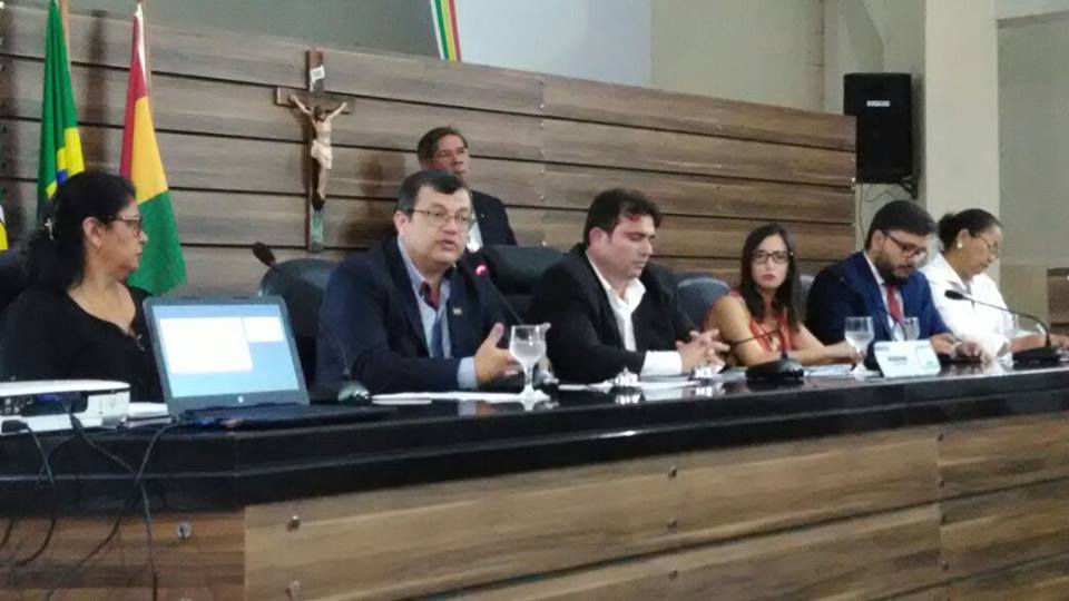 Vereadores debatem sobre os gastos com a saúde pública pela Prefeitura de Macapá