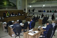 Vereadores se manifestam contra reajuste de tarifa de ônibus