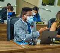 Voluntários no enfrentamento à covid-19 poderão ter gratuidade na taxa de inscrição em concursos públicos municipais