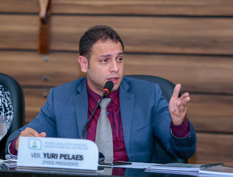 Yuri Pelaes cobra construção de abrigos de passageiros para o Centro de Macapá.