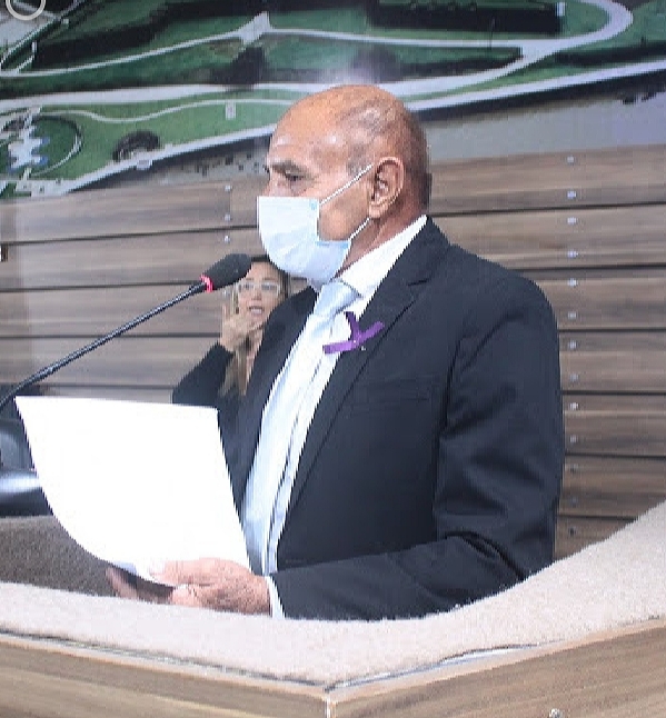 Zeca Abdon solicita melhorias para a Praça da Caixa d’água, no Buritizal